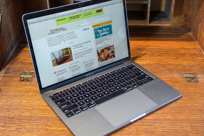 MacBook Pro (13-inch, 2017).
